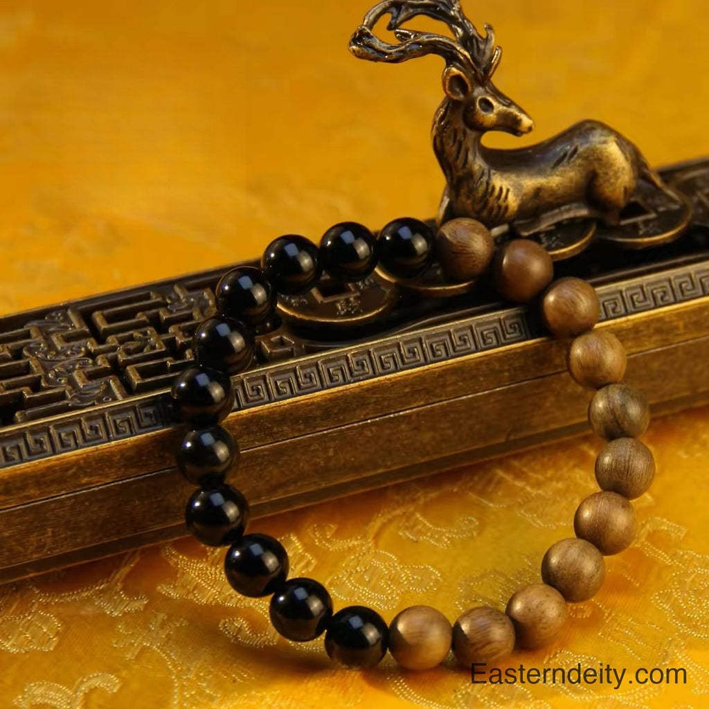 กำไลข้อมือหินออบซิเดียนตะวันออกและไม้จันทน์เขียว