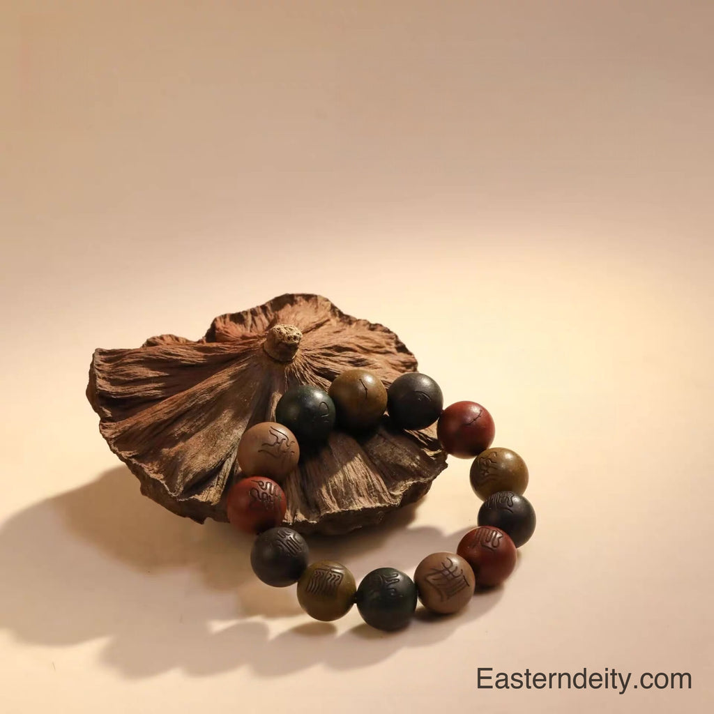 Pulsera de madera con cuentas de incienso de los cinco elementos orientales y diseño de rayo
