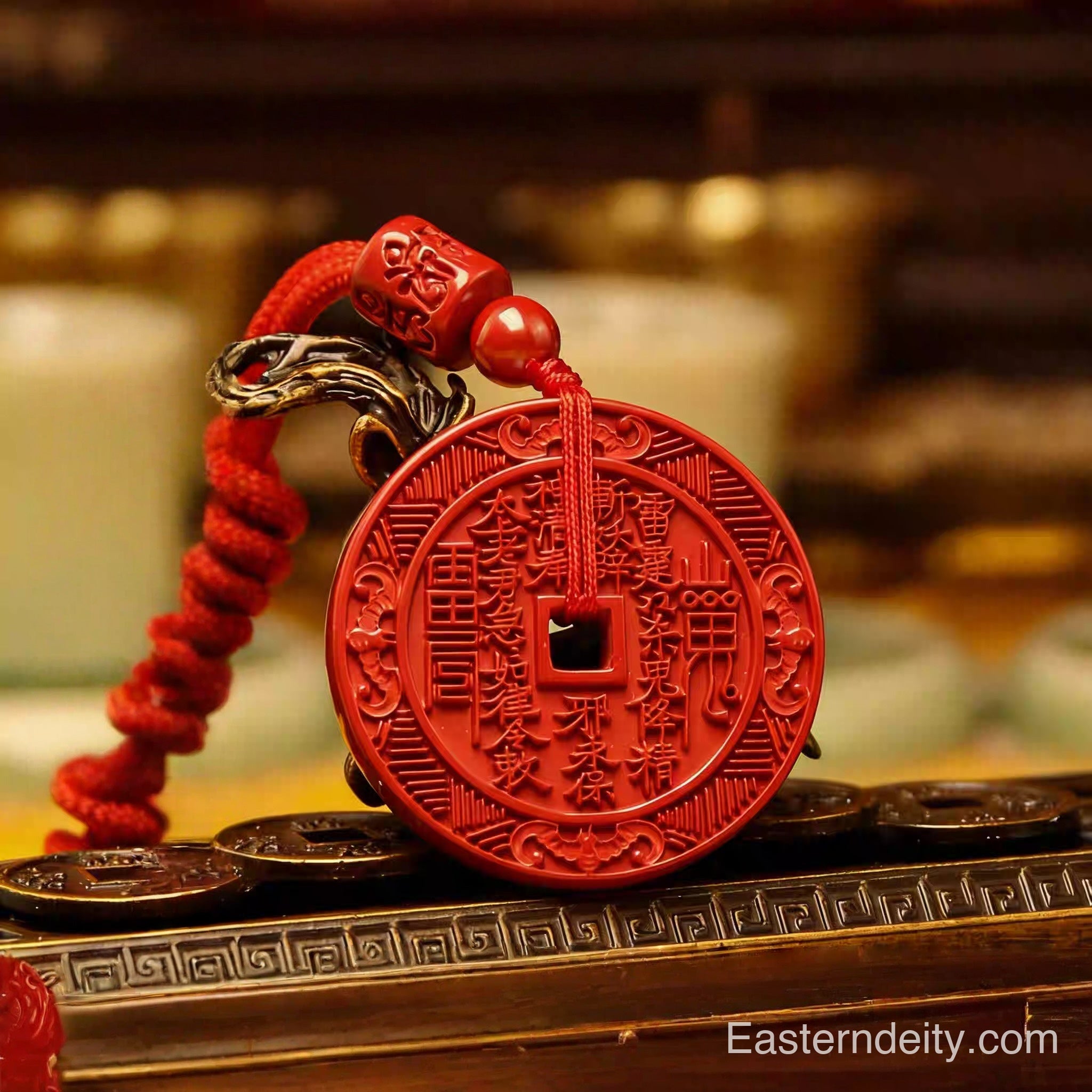 Colgante de moneda con forma de flor de cinabrio natural oriental Shan Gui