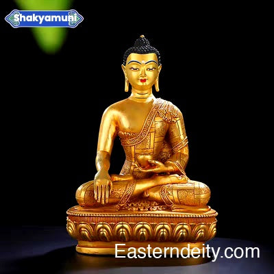 Estatua de Buda antigua de cobre puro rojo dorado forjada a mano en el Himalaya — Objeto decorativo de colección