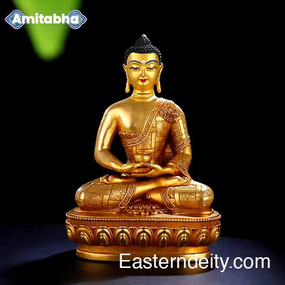 Estatua de Buda antigua de cobre puro rojo dorado forjada a mano en el Himalaya — Objeto decorativo de colección